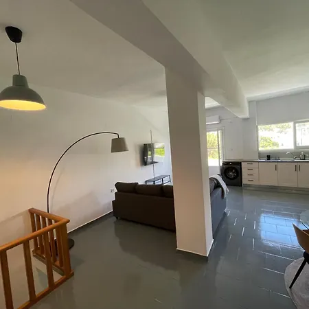 Appartement Spanos - *