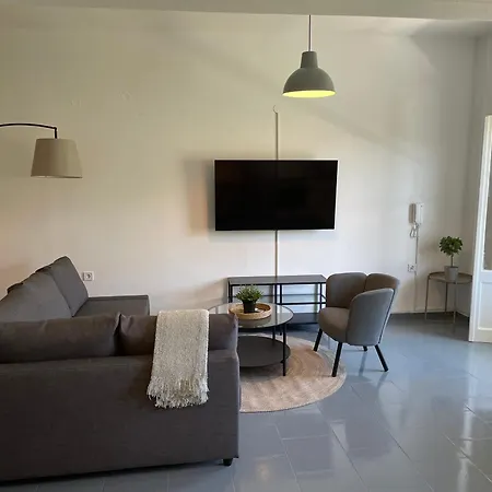 Appartement Spanos - *