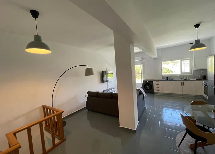 Apartment Spanos - *