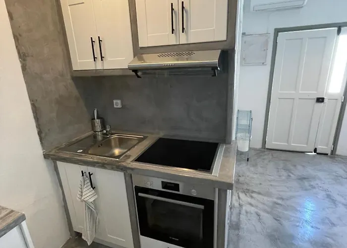 Apartment Spanos - *